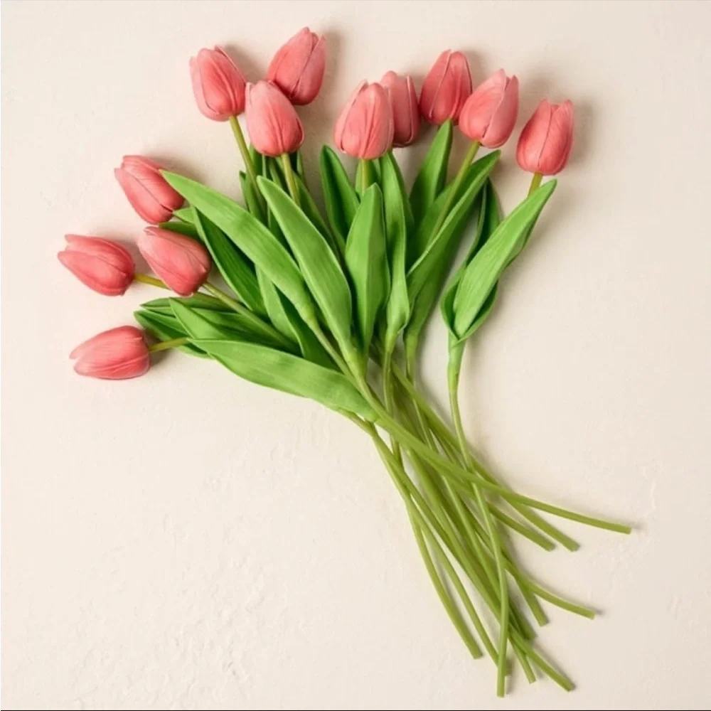 ✨🌷Faux Real Touch Tulip Bouquet Bundle of 12 Stems Coral - Magnolia